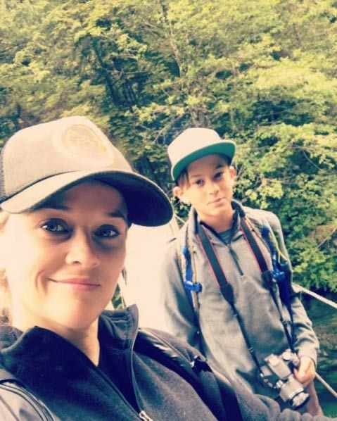 Reese Witherspoon Deacon hiking