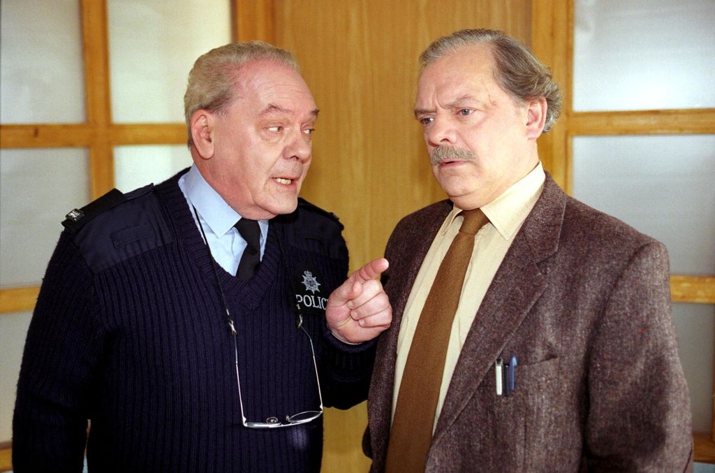 A photo fo David Jason and Arthur White in A Touch of Frost