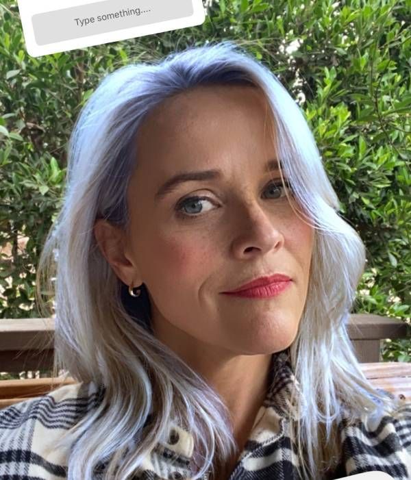 reese witherspoon grey hair