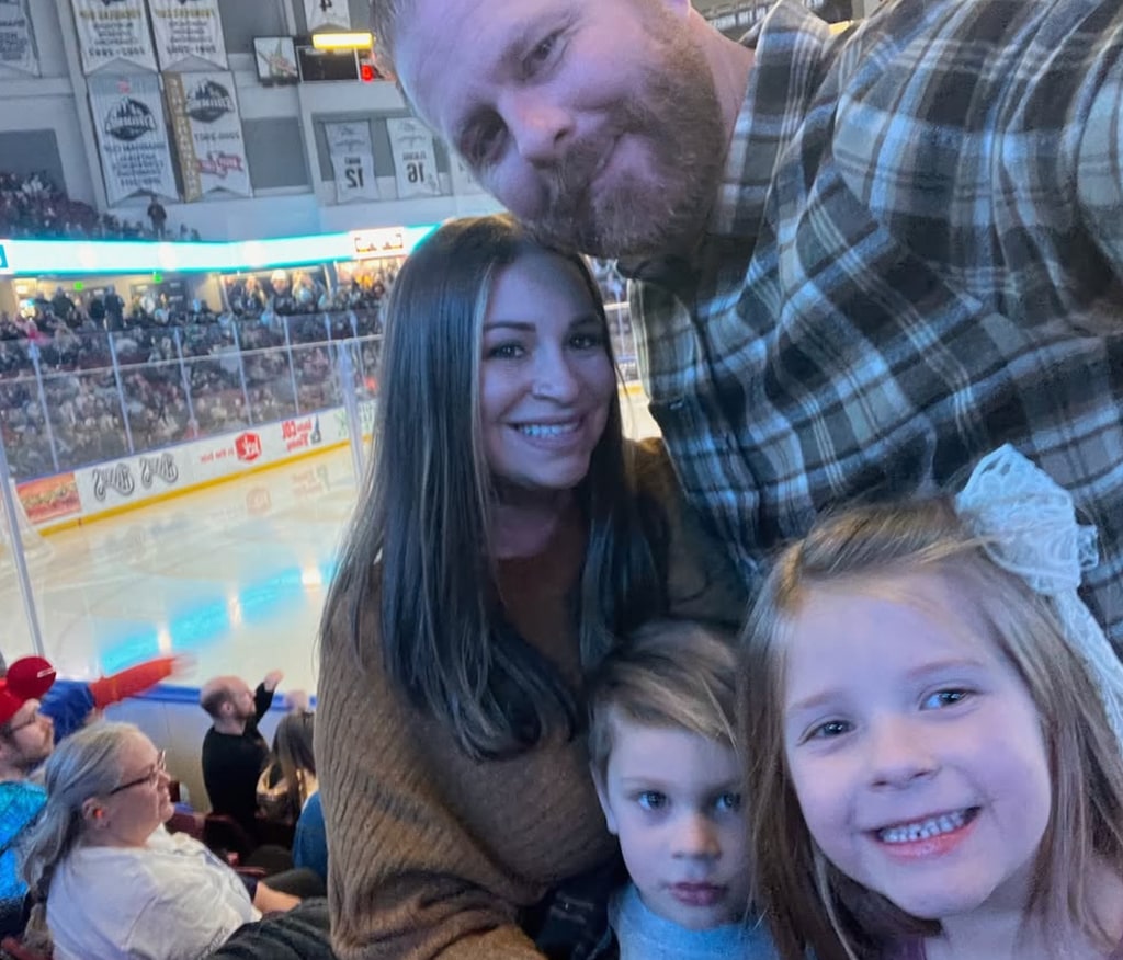 Photo shared on Instagram by Lindsay Dewey of her two children and husband