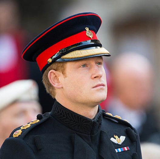 Prince Harry gets emotional while paying tribute to fallen veterans ...