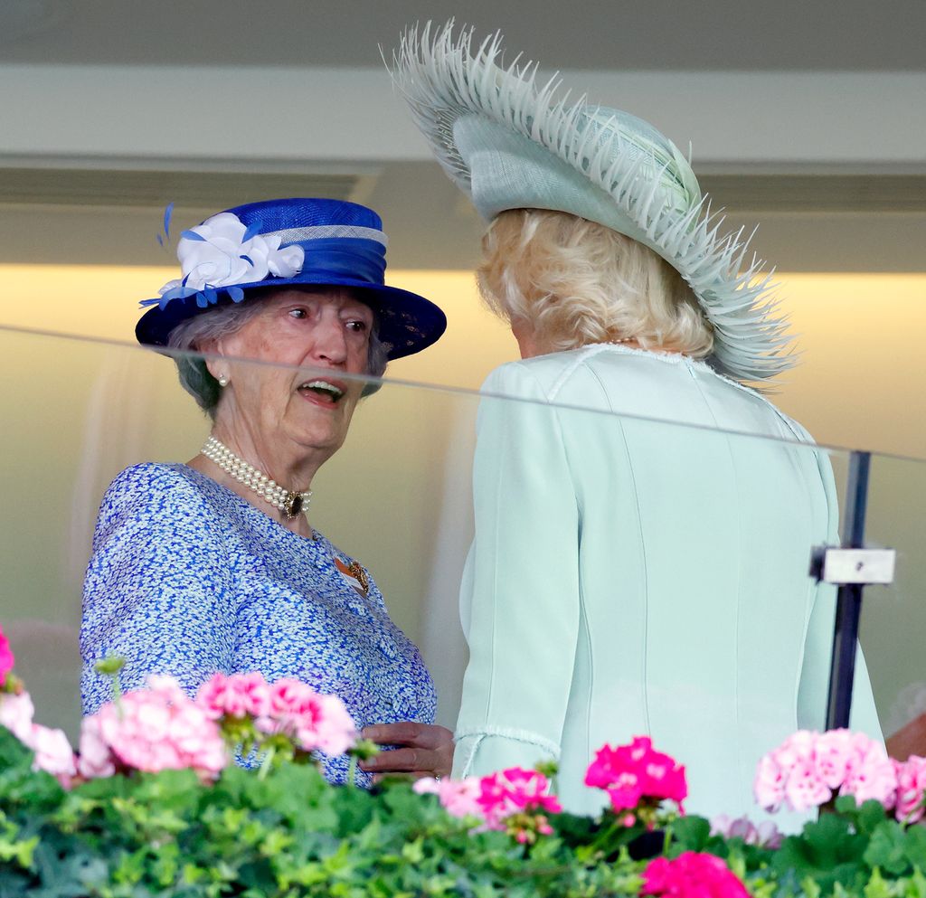 Lady Susan Hussey chatting to Queen Camilla 