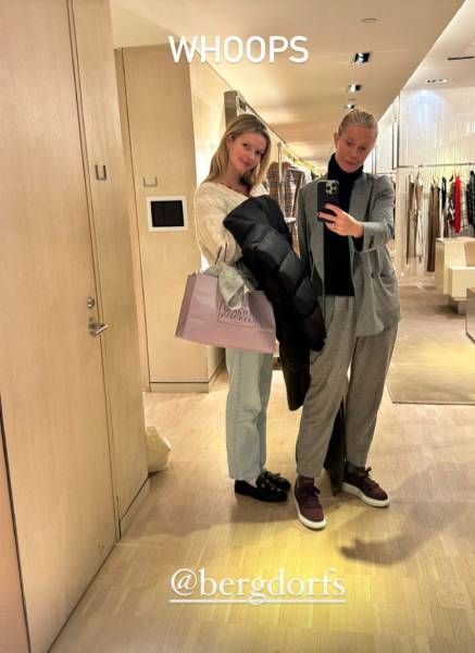 Gwyneth paltrow and Apple Martin take a selfie while shopping at Bergdorf Goodman