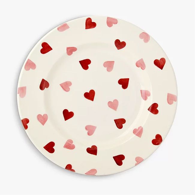 Best Valentine’s Day baking equipment 2023 Heartshaped Le Creuset