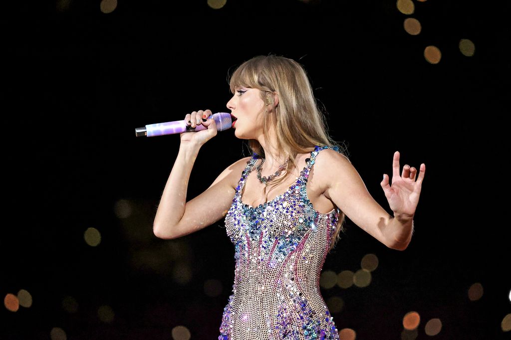  Taylor Swift performs onstage during the Taylor Swift | The Eras Tour 