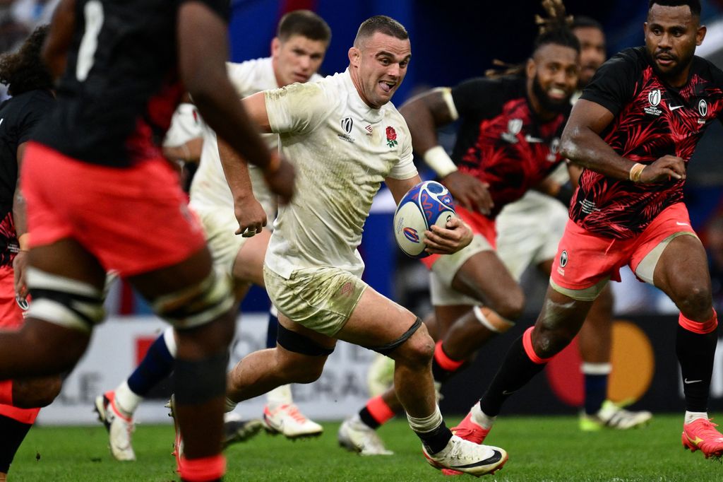England's number eight Ben Earl runs with the ball during the France 2023 Rugby World Cup quarter-final 