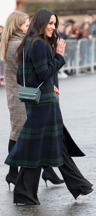 meghan markle check coat from burberry