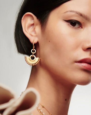 ZENYU CHANDELIER HOOP EARRINGS