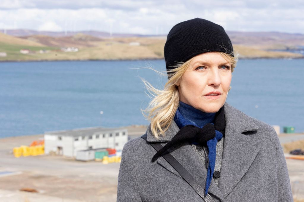 DI Ruth Calder (ASHLEY JENSEN) in Shetland