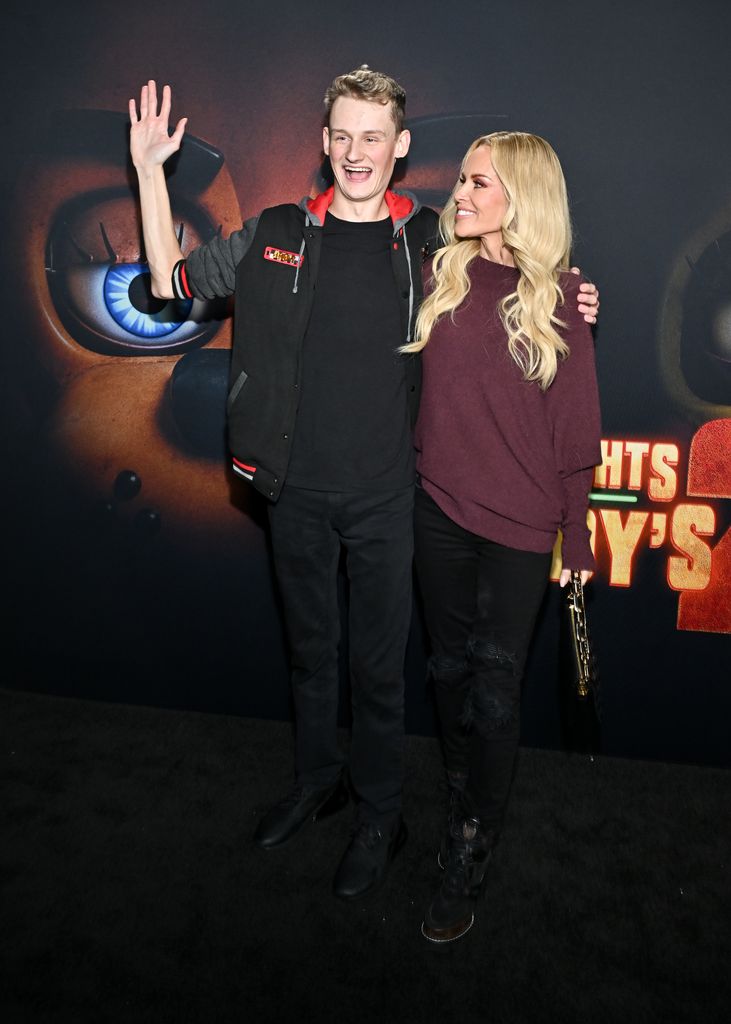 photo of jenny mccarthy and son evan on red carpet
