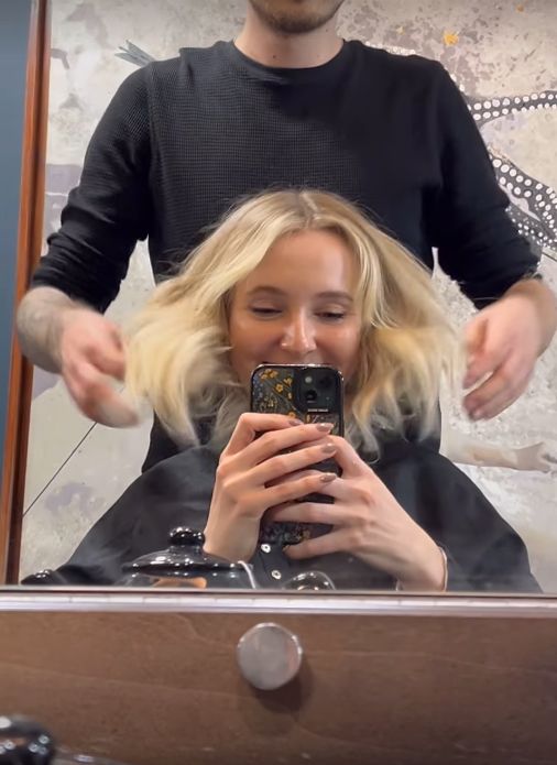 Rose Ayling-Ellis at a hair salon with blonde hair
