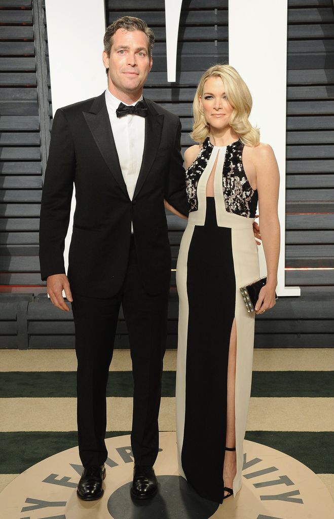 Megyn Kelly and novelist husband Douglas Brunt in a red carpet photo from the 2017 Vanity Fair Oscar Party