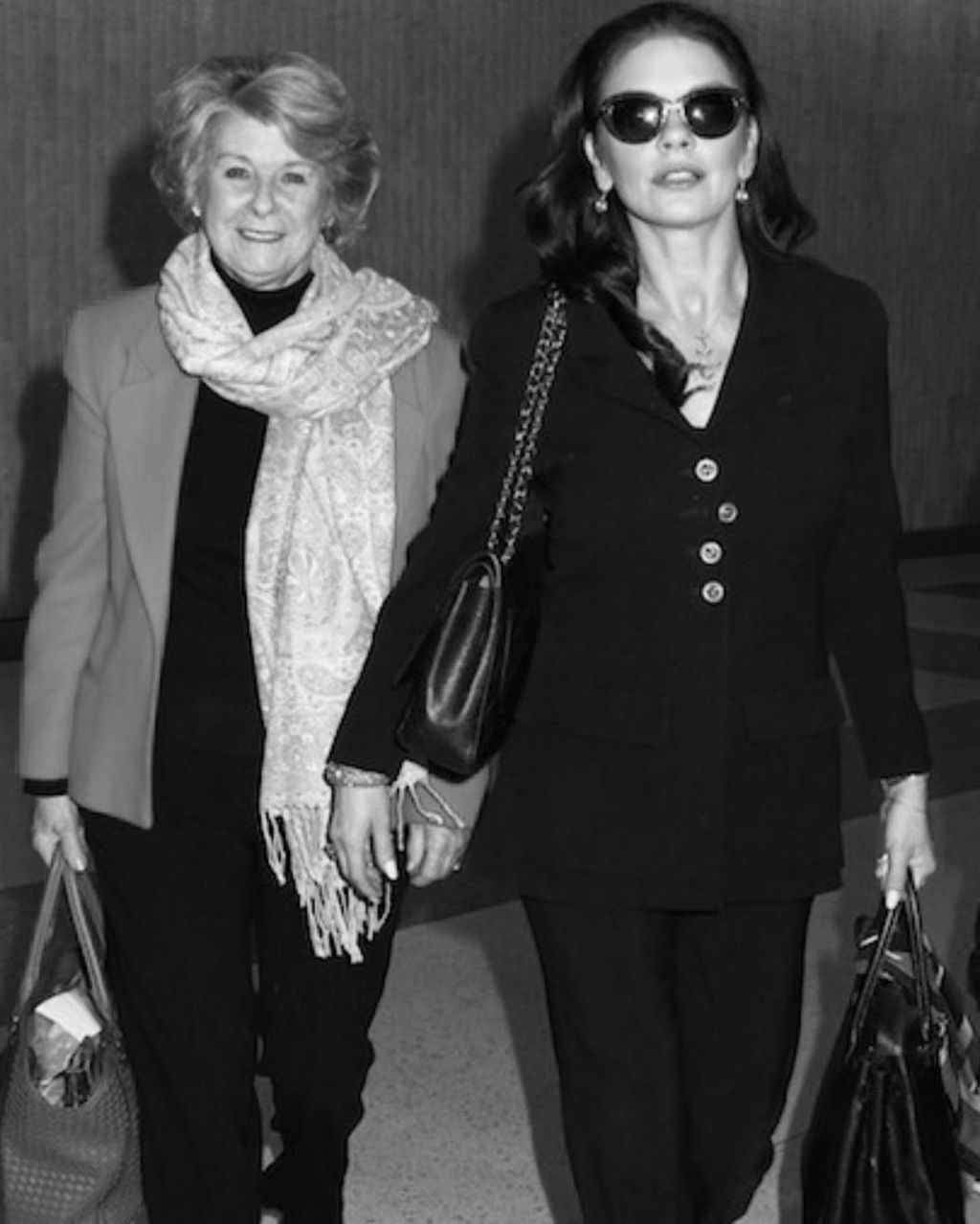 Catherine Zeta-Jones out shopping with mom Patricia Fair. 