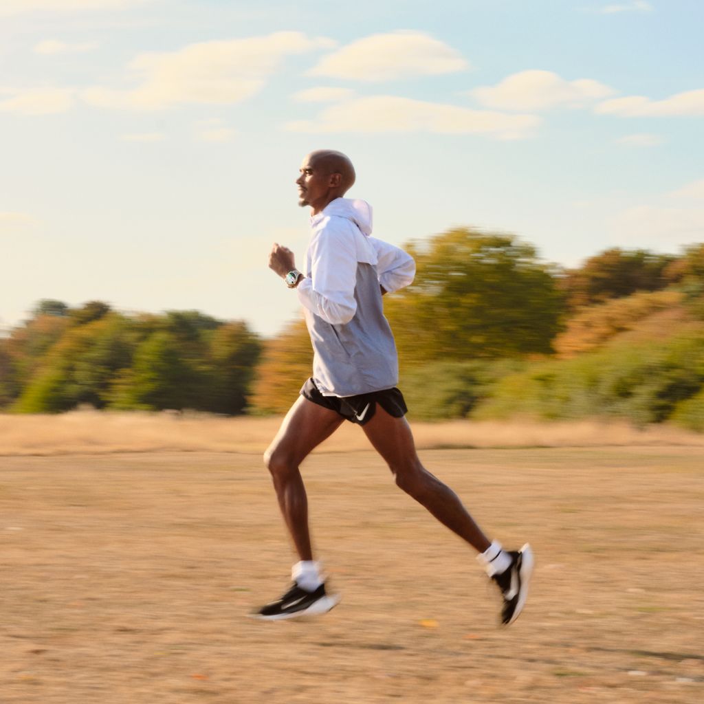Sir Mo sets himself three daily targets: 'tracking my daily steps, closing my rings, and monitoring my sleep'