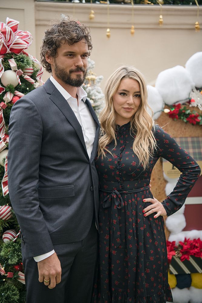 Austin Nichols and Hassie Harrison arrive at the Brooks Brothers Annual Holiday Celebration To Benefit St. Jude in 2018