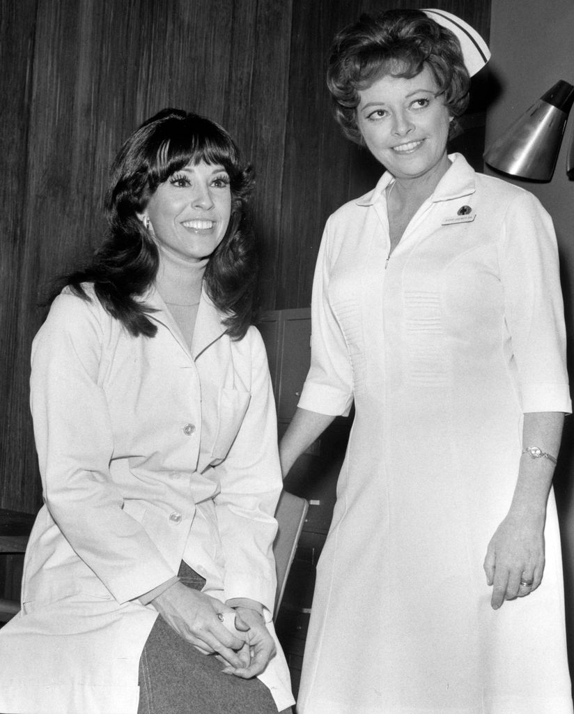denise alexander in doctors coat on general hospital