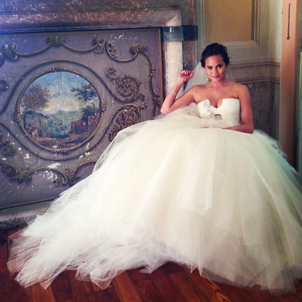Wanna Win a White by Vera Wang Wedding Dress? You Still Have Time