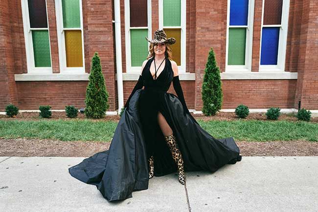 shania twain black gown acm honors