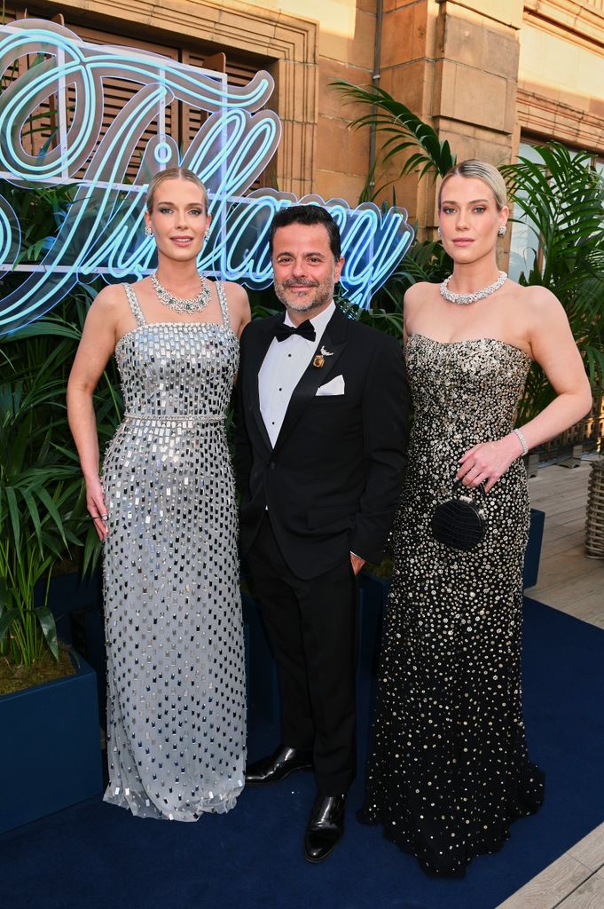 Lady Eliza Spencer, Alexandre Frota dan Lady Amelia Spencer hadir saat Tiffany & Co. merayakan koleksi perhiasan Blue Book High di Harrods Helideck pada 25 Juni 2025 di London, Inggris.