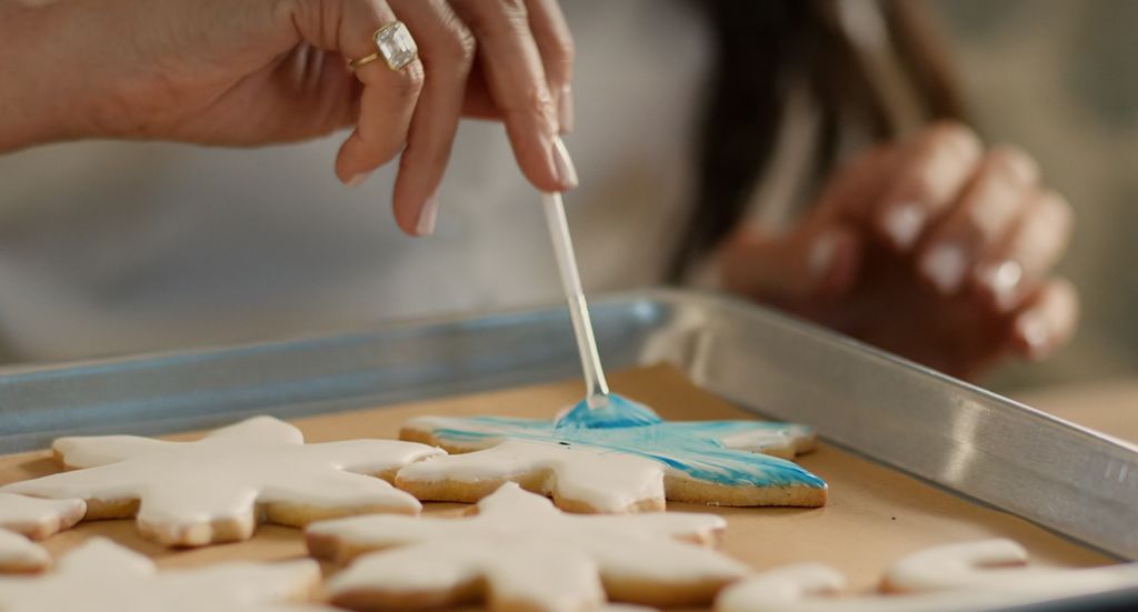 Meghan Markle pinky ring