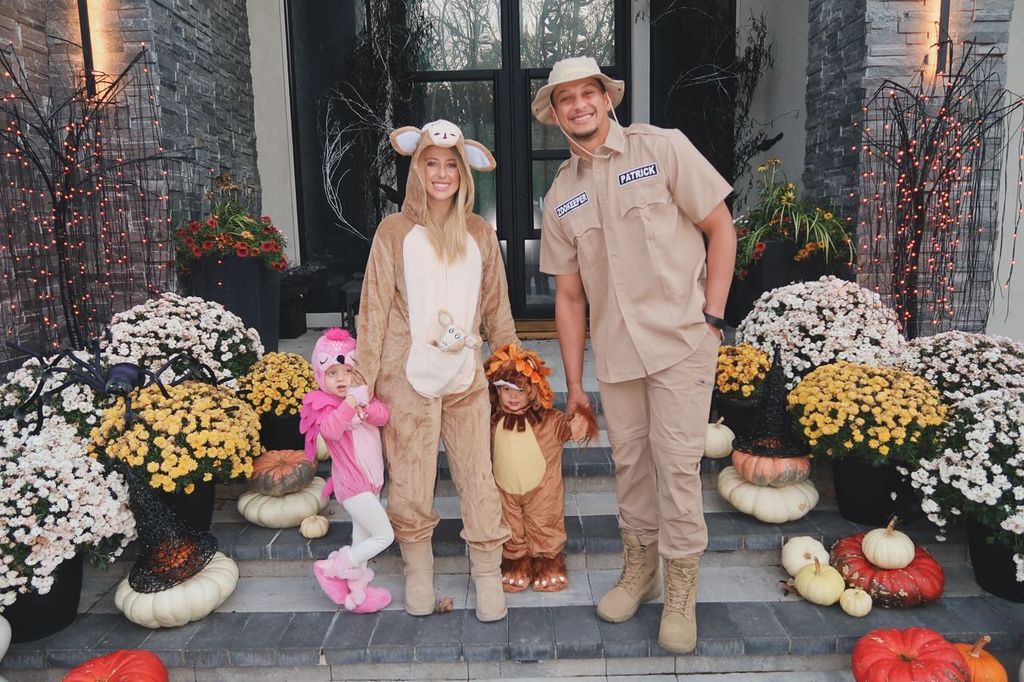 patrick mahomes in fancy dress with wife brittany and two kids outside missouri home