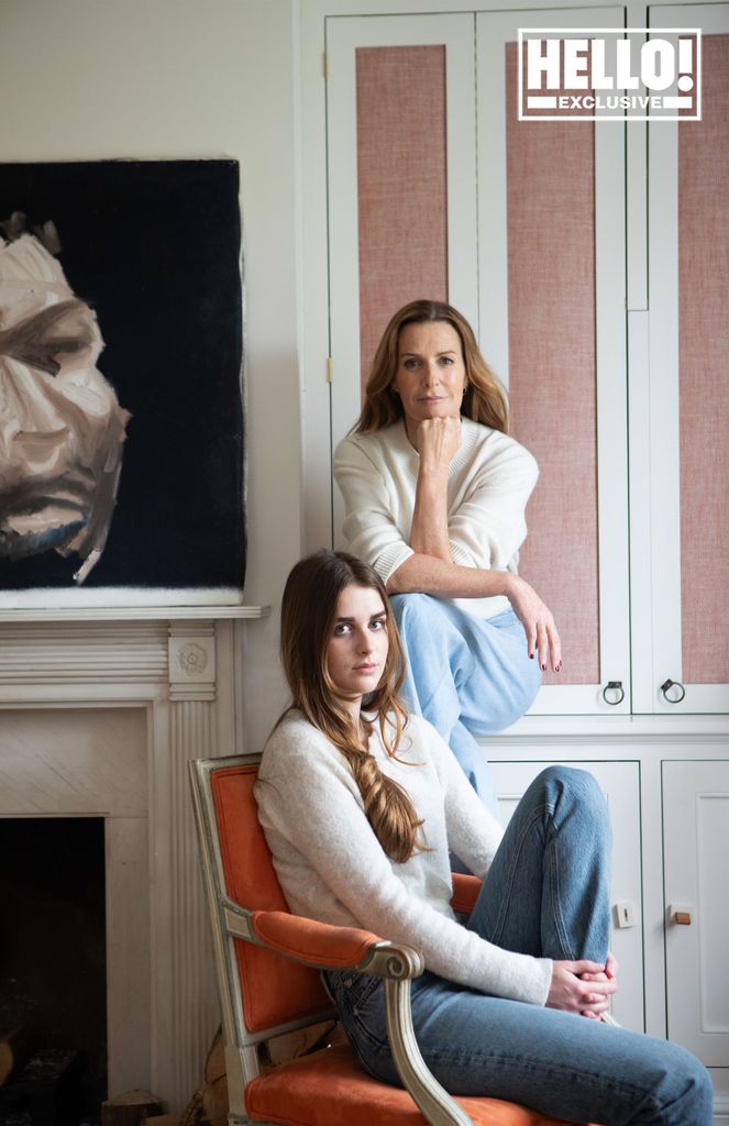 India Hicks' posing with daughter by fireplace at Oxfordshire family home