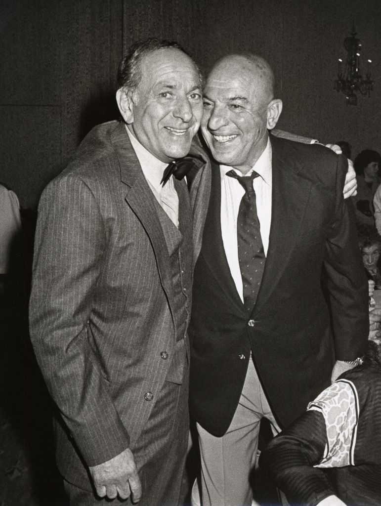 Dans la situation de vie unique de Telly Savalas de Kojak pendant deux décennies 3 Telly Savalas et Jack Klugman à l'hôtel Sheraton Universal