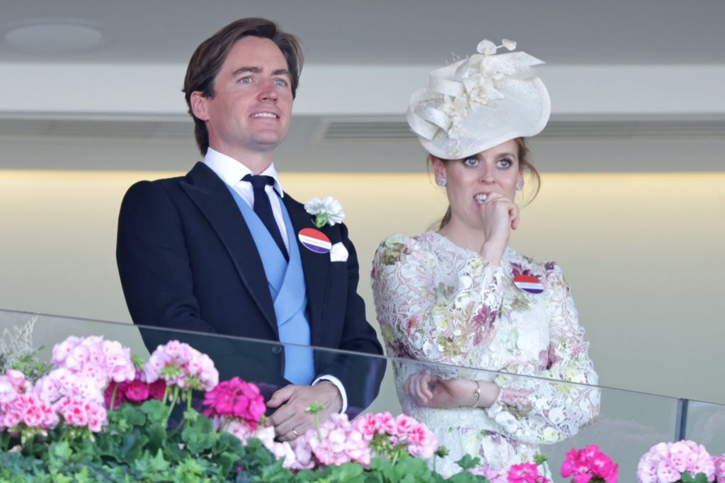 Princess Beatrice and Edoardo Mapelli Mozzi watch a race at Royal Ascot 2023