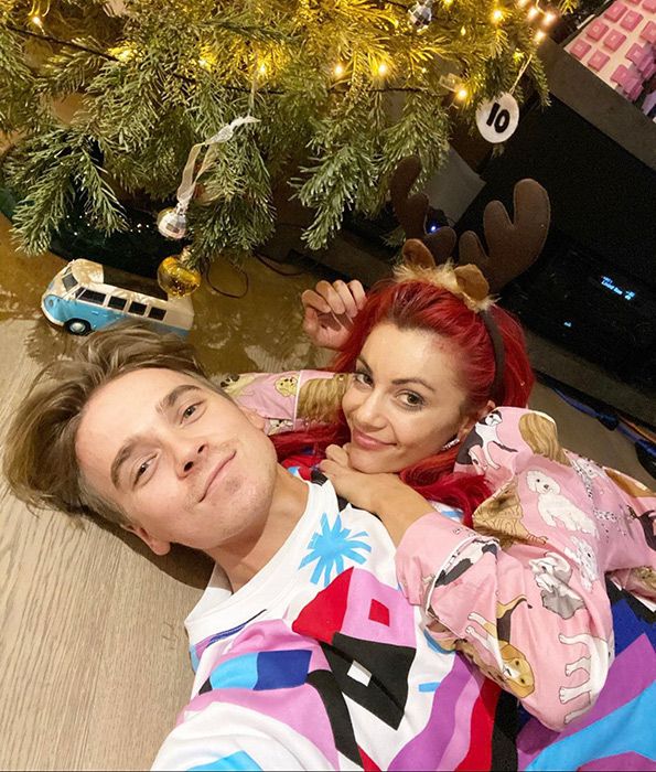 dianne buswell joe sugg christmas tree