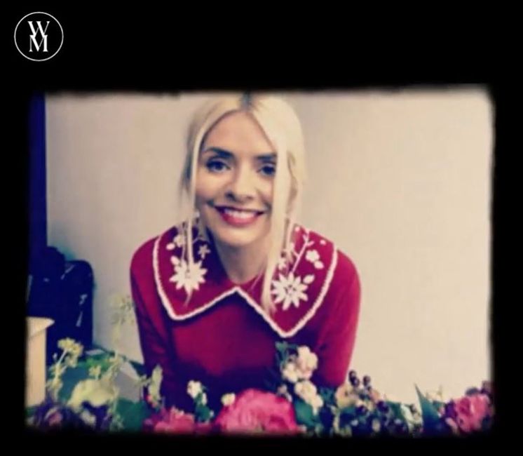 holly willoughby xmas jumper