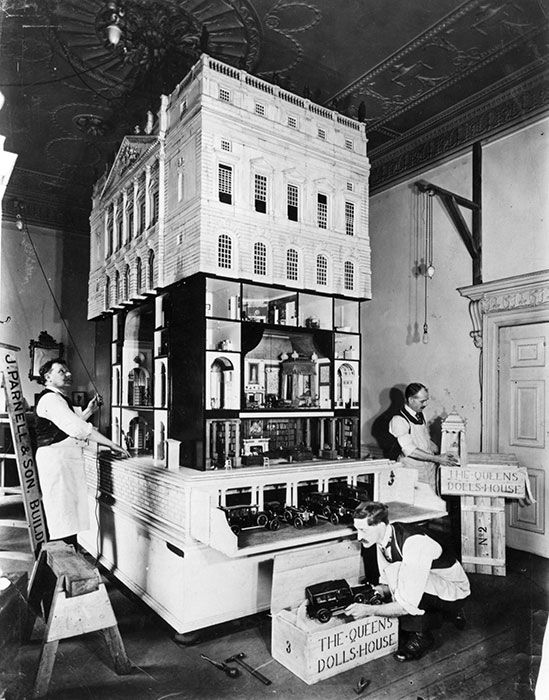 queen mary dollhouse