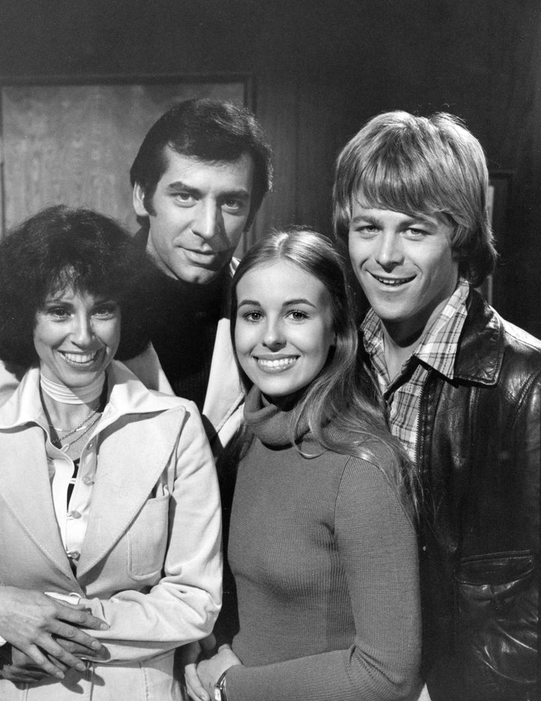 photo of denise richards and on screen family on general hospital