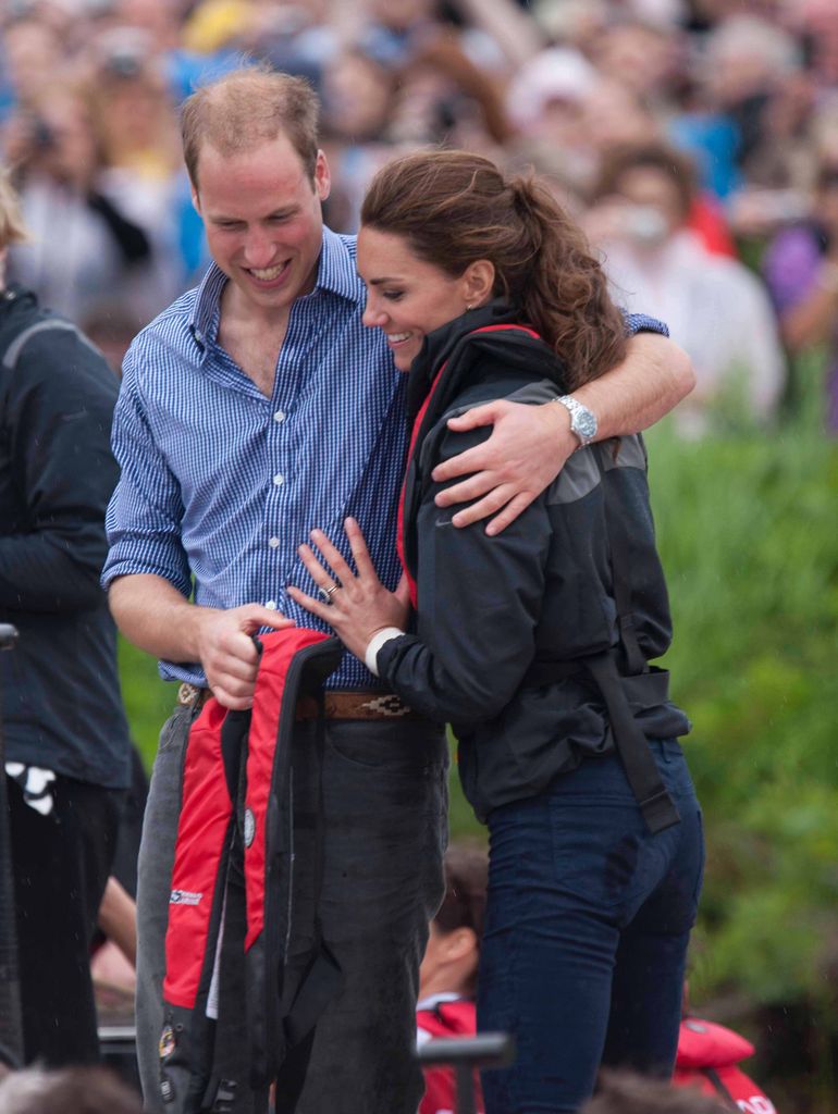 William puts his arm around Kate in Canada on their first tour