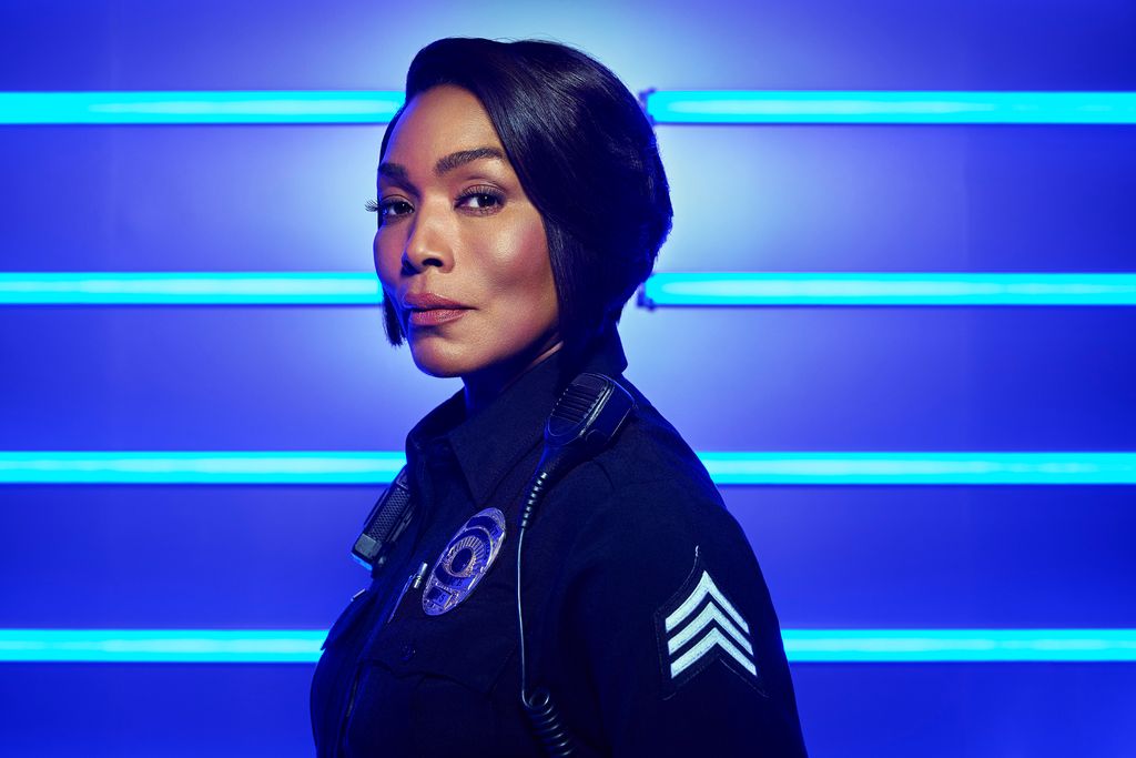 Angela Bassett stars in 9-1-1