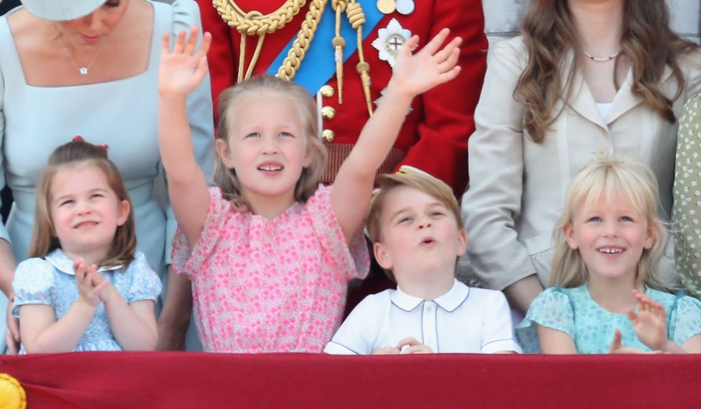 Isla Phillips with royal cousins on palace balcony
