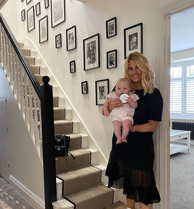 danielle armstrong hallway gallery
