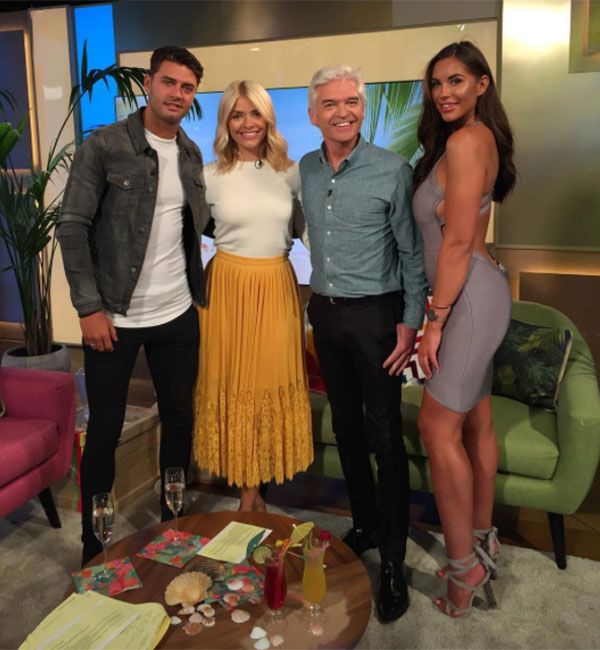 holly willoughby love island contestants