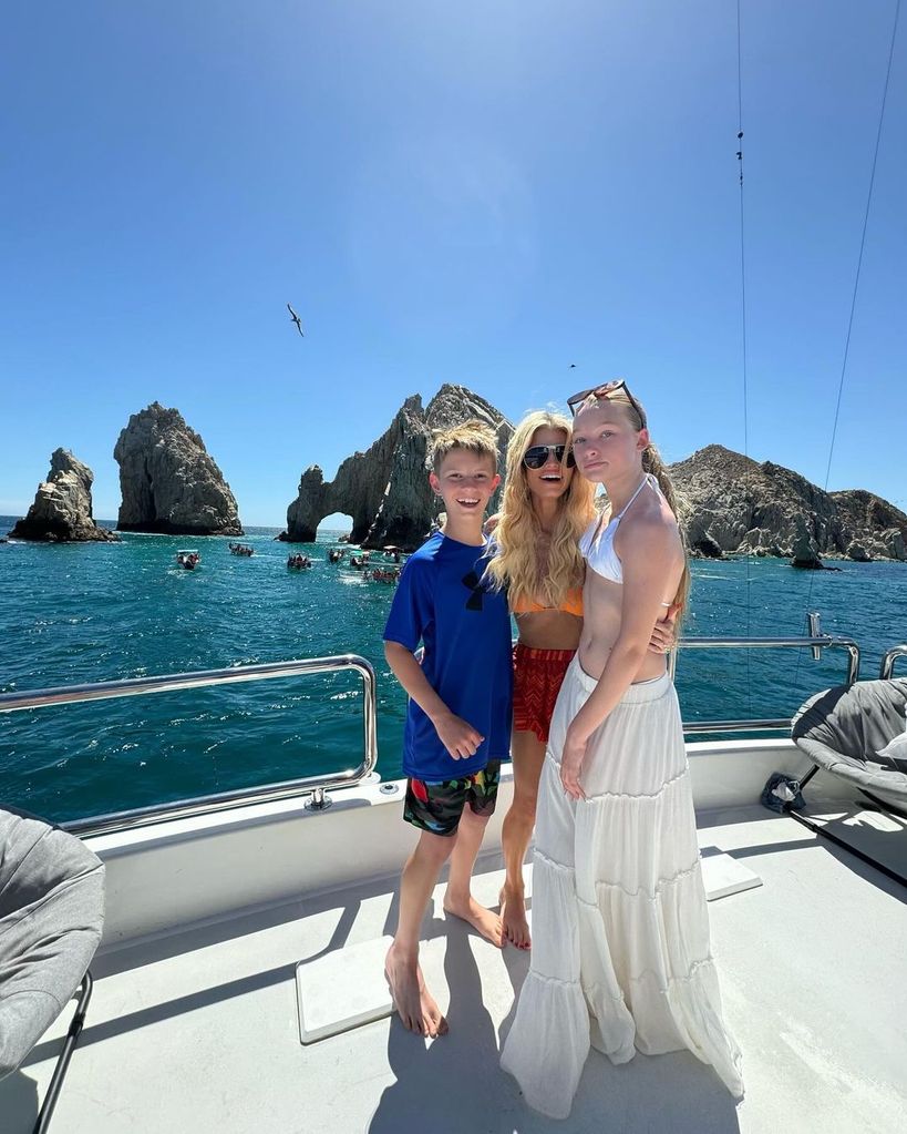 jessica simpson with kids maxwell and ace in cabo