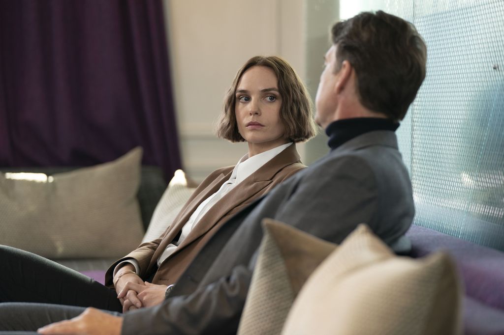 DOUGRAY SCOTT as Ray Lennox and JOANNA VANDERHAM as Amanda Drummond