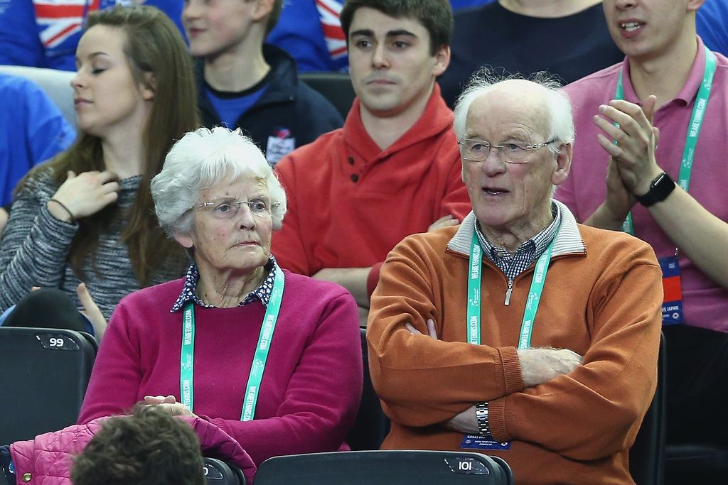 andy murray's grandparents watching tennis match