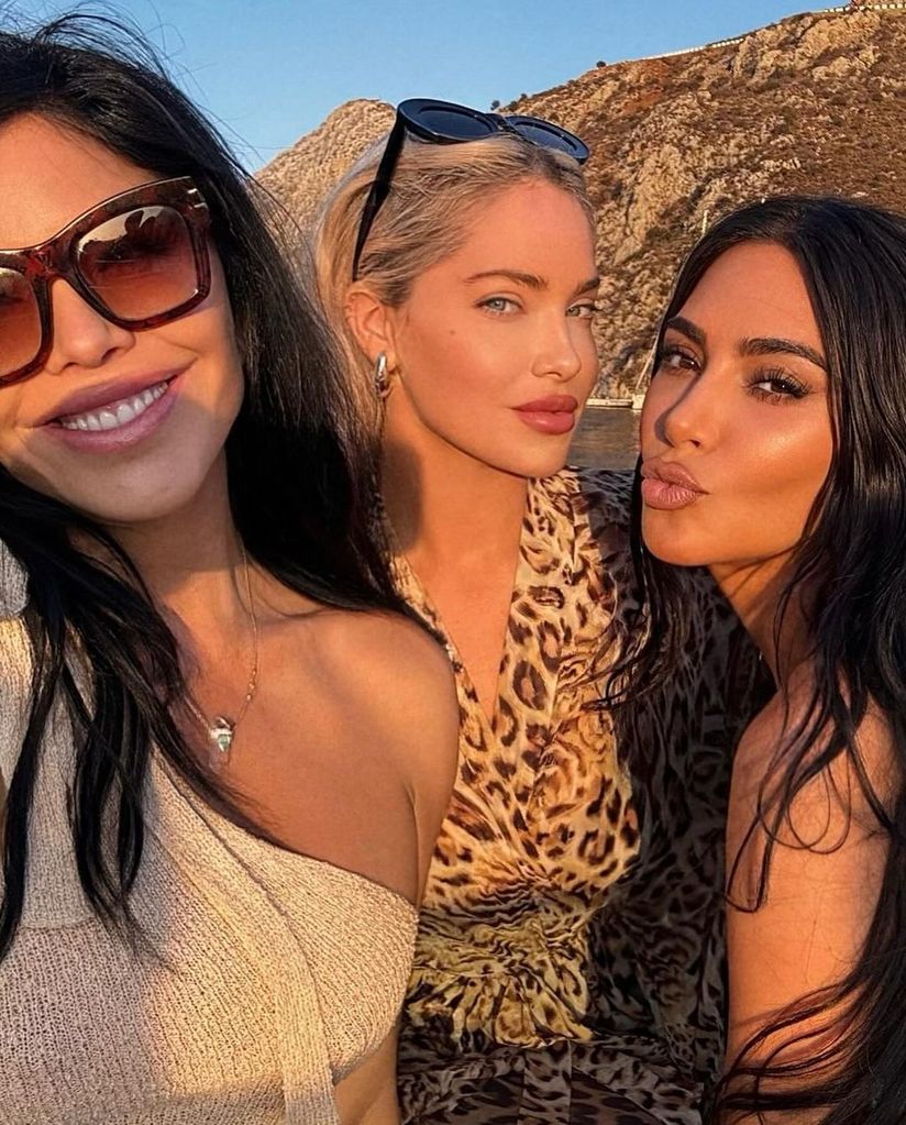 Kim and Lauren enjoy their sun drenched vacation in Greece