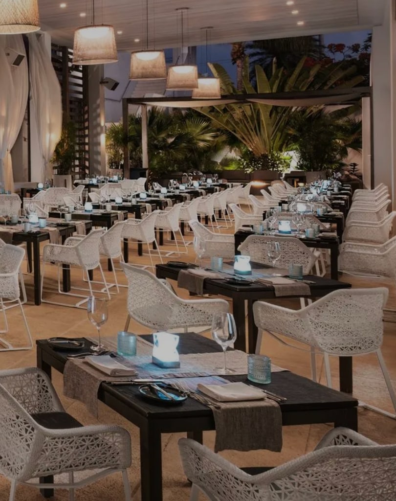 indoor-outdoor restaurant