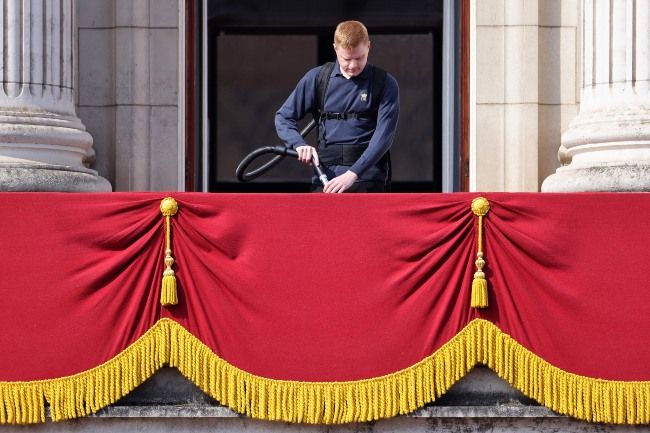 trooping colour cleaning