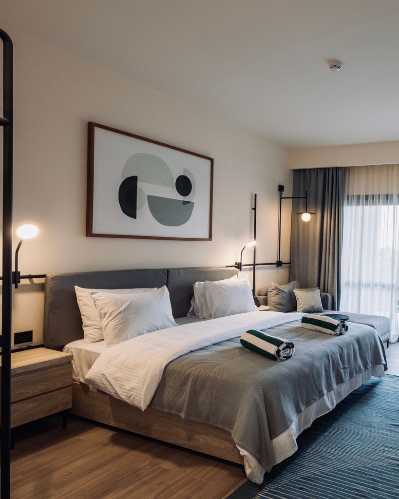 I had the world's most comfortable sleep in the newly-built rooms of the Kaktus Hotel