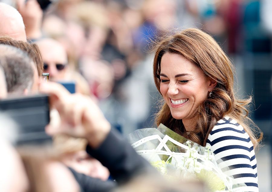 kate middleton cutty sark happy