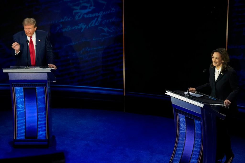 Republican presidential nominee former President Donald Trump and Democratic presidential nominee Vice President Kamala Harris participate during an ABC News presidential debate 