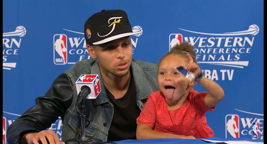 steph curry daughter riley viral press conference