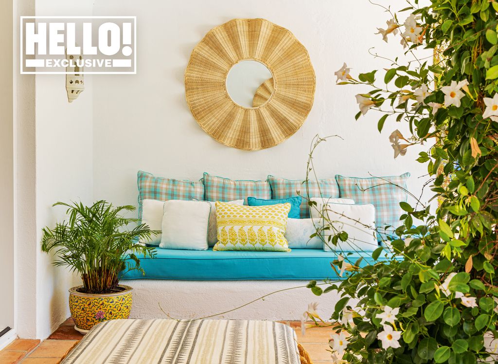 Veronica Schmidt's Marbella home boho seating area