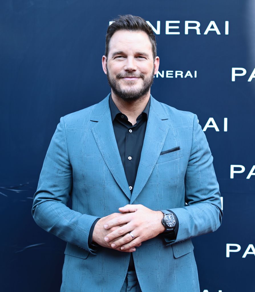 Chris Pratt attends the Panerai Store Opening in NYC in blue suit