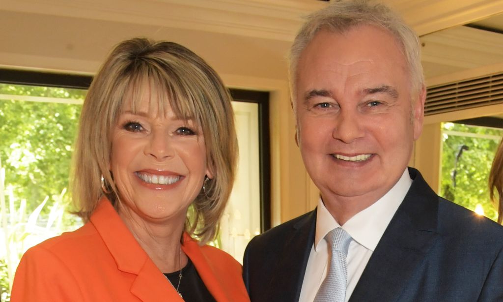  Ruth Langsford and Eamonn Holmes  The TRIC Awards 2022 at The Grosvenor House Hotel 